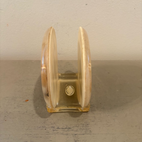VTG Lucite Seashells Napkin/Mail Holder - Picture 3 of 5